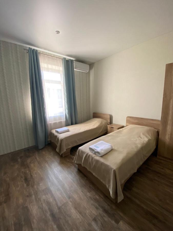 Hotel Dozari Korostyshiv Esterno foto