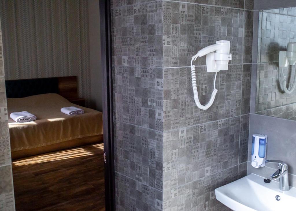 Hotel Dozari Korostyshiv Esterno foto