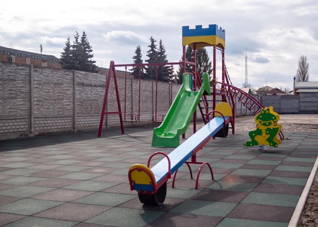 Hotel Dozari Korostyshiv Esterno foto